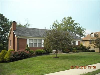 2nd image of 17 Alta Vista Dr