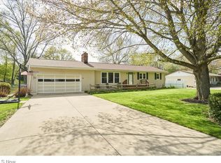 1620 Centerview Dr, Akron, OH 44321