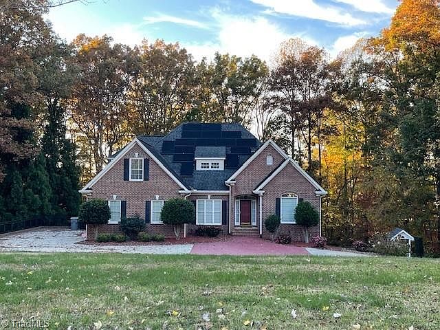 1st image of 2429 Hickory Forest Dr