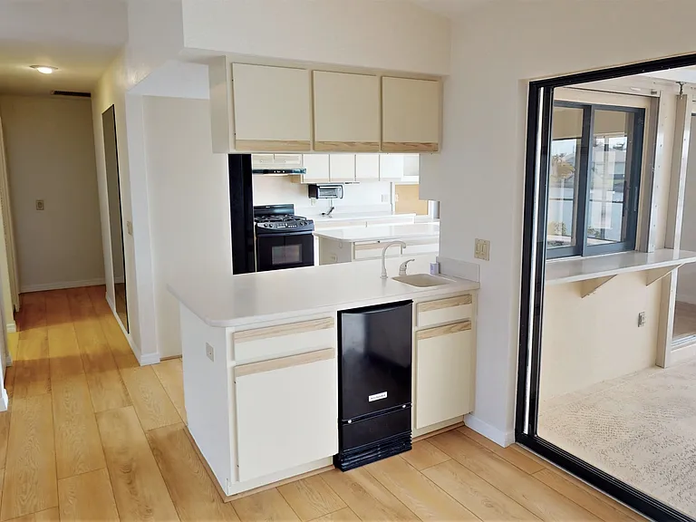 3950 San Pietro Ct — Photo 7