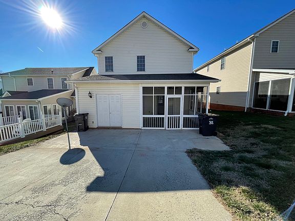 2nd image of 103 Wyndview Dr
