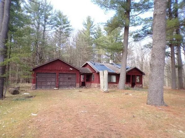 3129 N West River Rd, Sanford, MI 48657