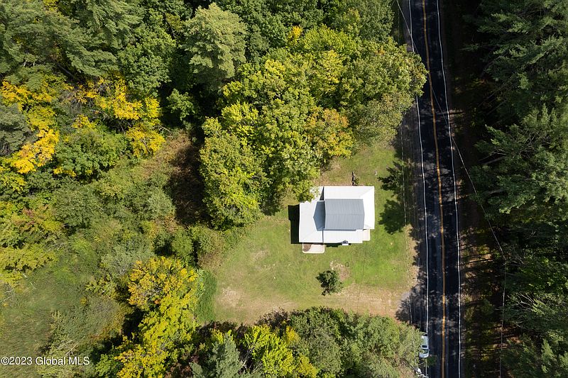 2nd image of 125 Finkle Road