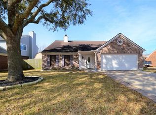 3910 Lee Ln, Pearland, TX 77584