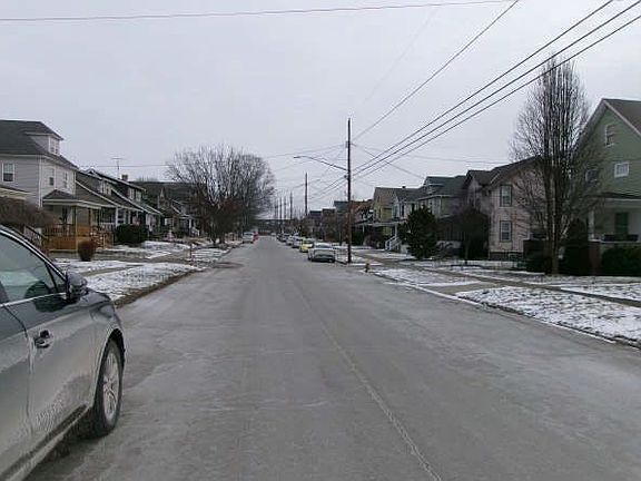 5th image of 1015 Adams St