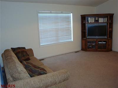 4th image of 809 Olivia Ct