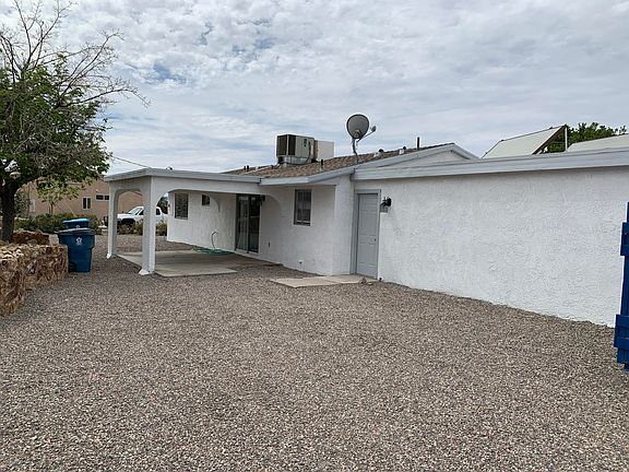 3rd image of 2200 Shorewood Dr