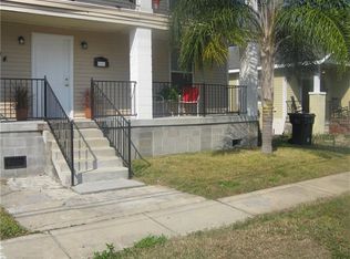 2904 Mistletoe St, New Orleans, LA 70118