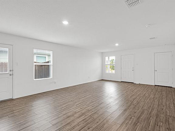5th image of 5609 Timber Point Dr