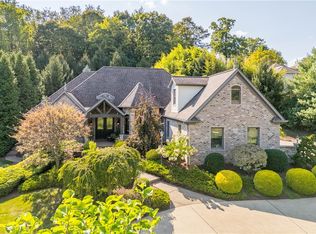 217 Canterwood Dr, Venetia, PA 15367