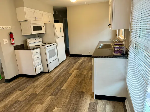 1423 N Kinser Pike, Bloomington, IN 47404
