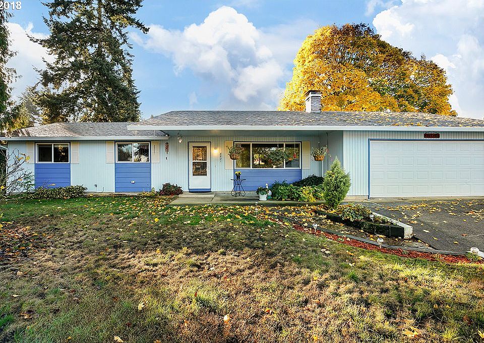 1st image of 8821 NE 104th St