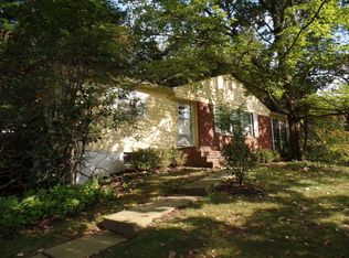 17 Slate Hill Dr, Poughkeepsie, NY 12603