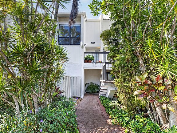 2nd image of 804 Bridgewood Place
