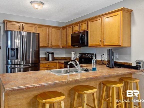 5th image of 111 Asbury Hill Rd