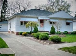 6236 Mandalay Dr, Parma Heights, OH 44130