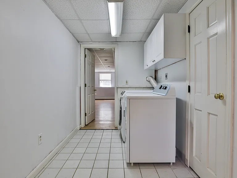 76 Groton Rd — Photo 23