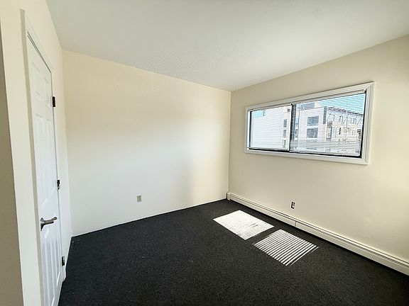 4th image of 606 Columbus Ave APT 1L