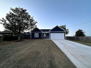1208 Eugene St, Tupelo, MS 38804