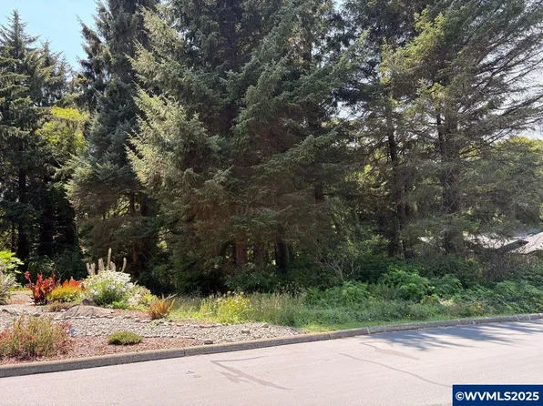 LOT 5 Sea Crest Dr #R501090, Otter Rock, OR 97369