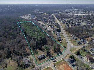 2012 McKnight Mill Rd, Greensboro, NC 27405