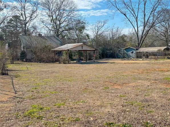 212 22nd St, Opelika, AL 36801