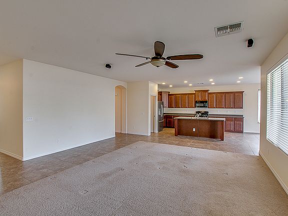 5th image of 2514 E Donato Dr
