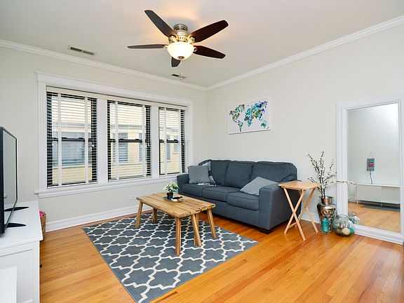 2nd image of 4615 N Paulina St APT 3A