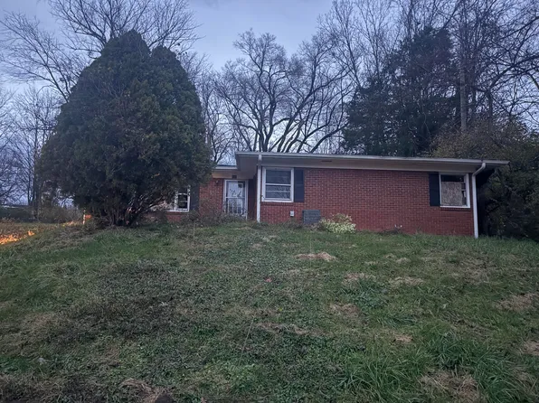210 Helm St, Stanford, KY 40484