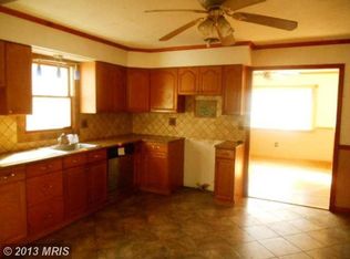3663 8th Ave, Edgewater, MD 21037