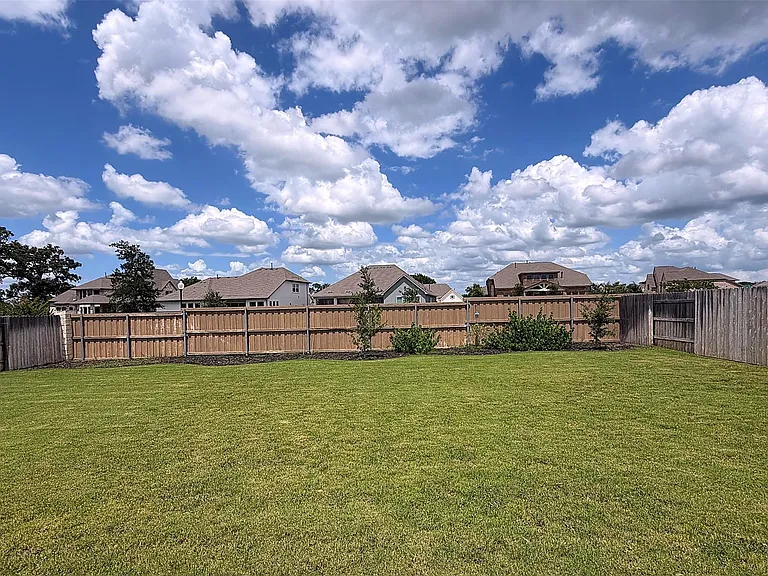 150 Patrick Herndon Dr — Photo 21