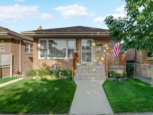 10915 S Mackinaw Ave, Chicago, IL 60617