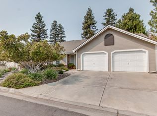 1842 E El Paso Ave, Fresno, CA 93720