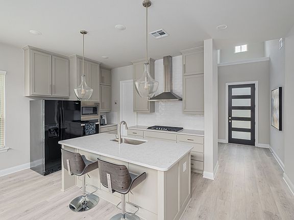 4th image of 1412 Bearpath Way