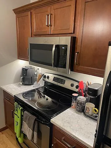 New under-cabinet lighting