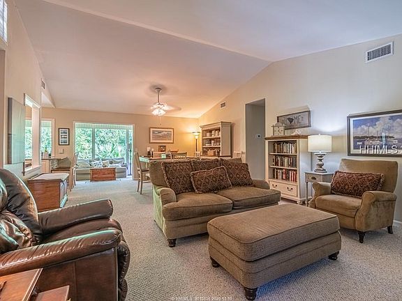4th image of 26 Forest Dr
