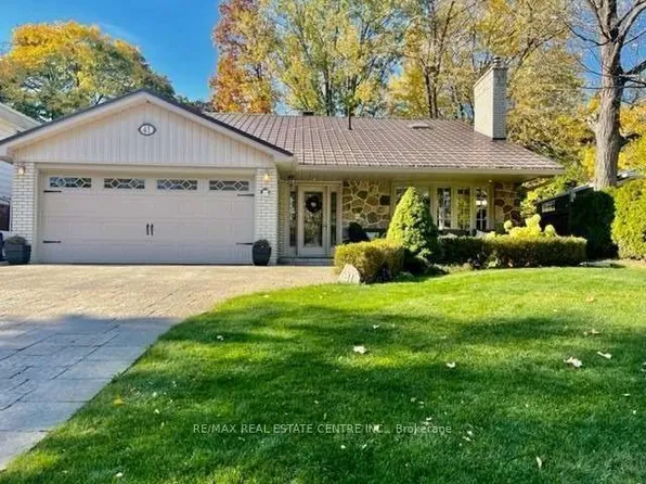 41 Clearside Pl, Toronto, ON M9C 2G7