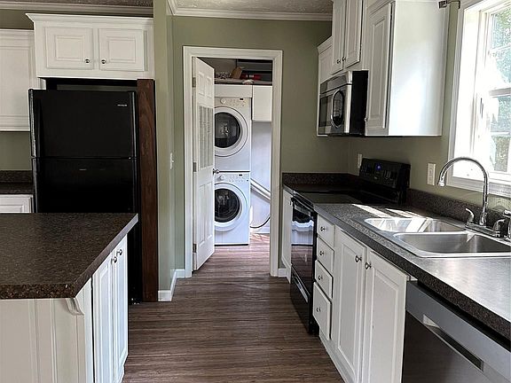 4th image of 138 Forest Grove Dr #36