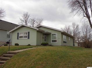 1608 Lind St, Quincy, IL 62301