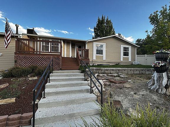 Front steps to door & porch