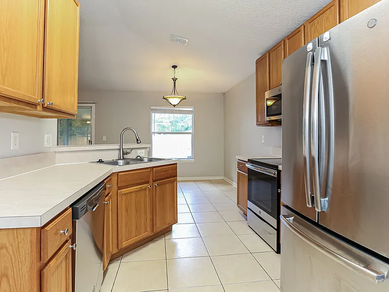 3382 Westfield Dr — Photo 9