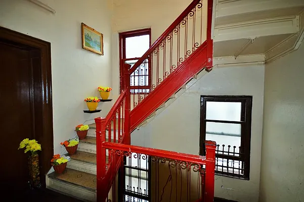 Rented by Duscany Financial Group | media 9