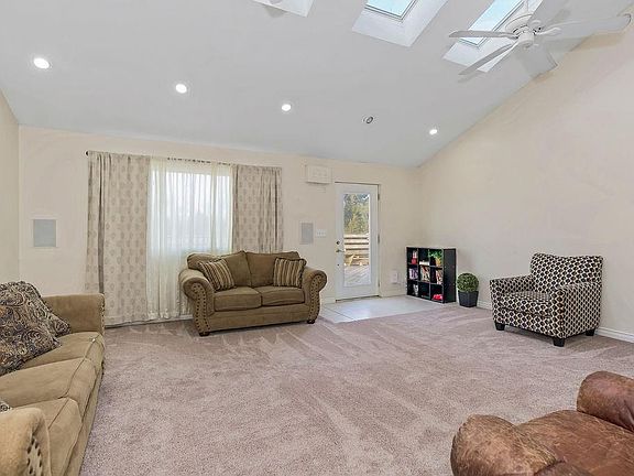 5th image of 8122 NW Hampton Rd