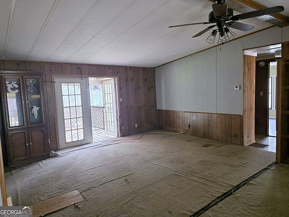 5th image of 15 Shady Ln