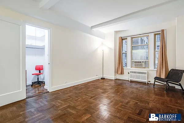 Rented by Barkoff Residential  | media 22