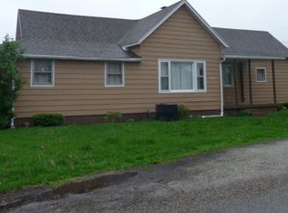 126 Moore St, Westville, IL 61883