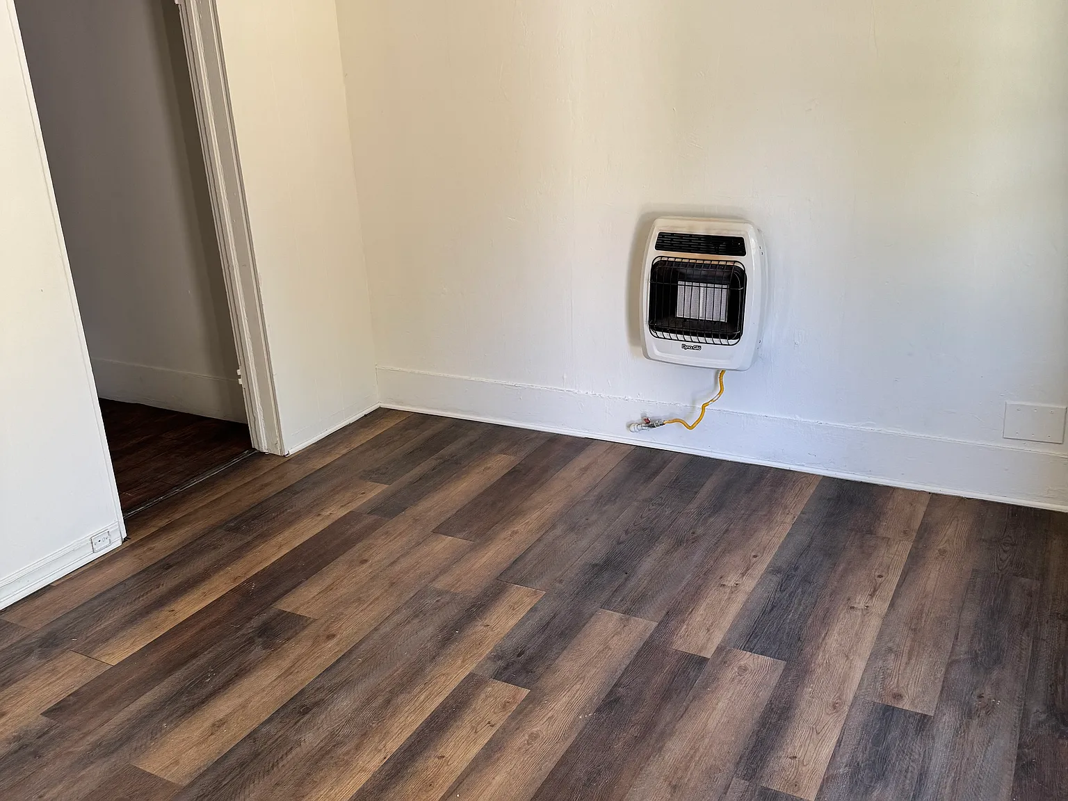 1 bed, 500 sqft, $600 — Photo 3