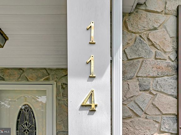5th image of 114 W Cobblefield Ct
