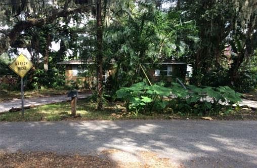 1st image of 1385 38th St