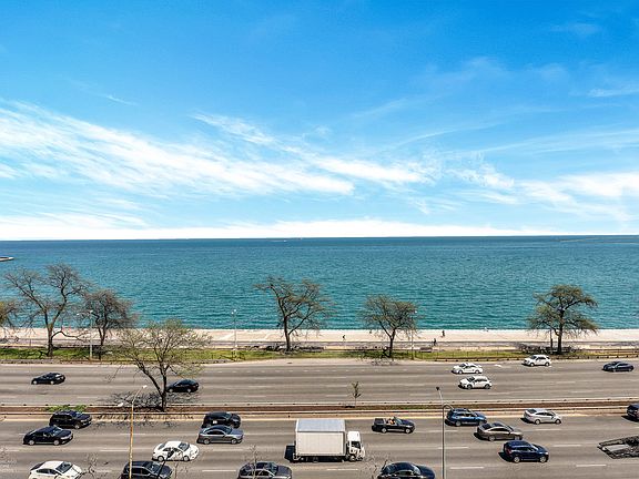 5th image of 1440 N Lake Shore Dr APT 8E